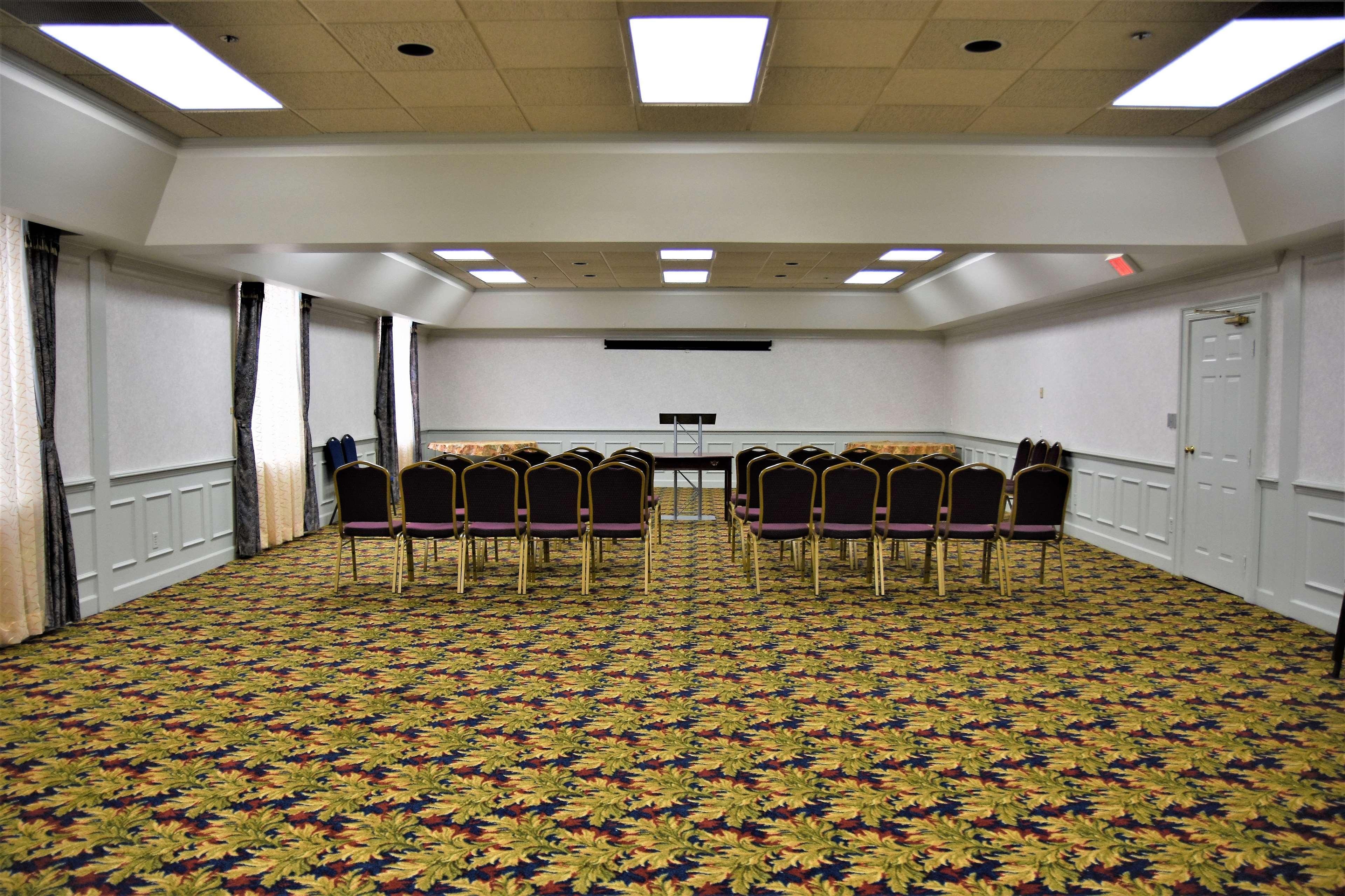 Best Western Spring Hill Inn & Suites Exterior foto