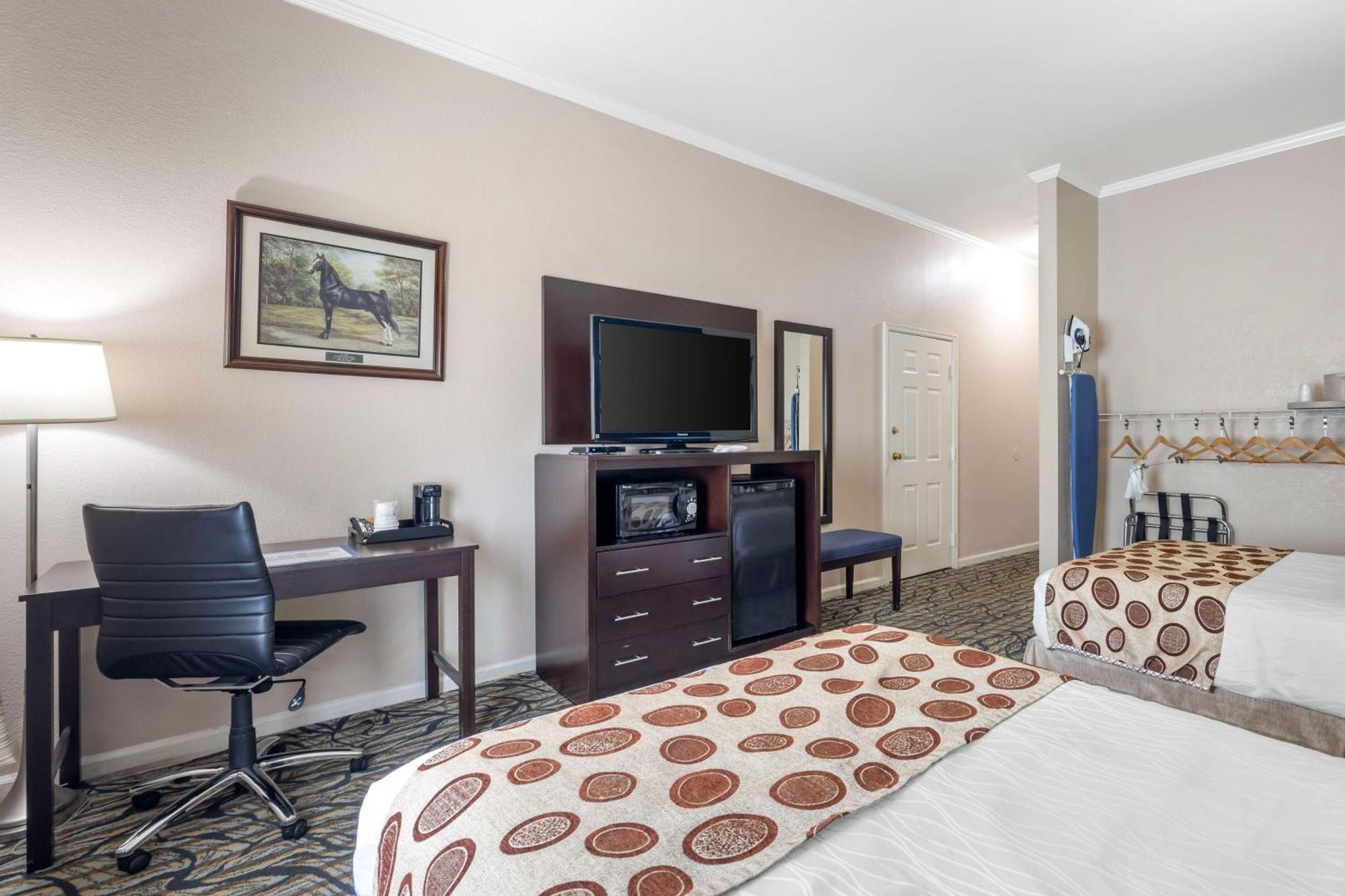 Best Western Spring Hill Inn & Suites Exterior foto